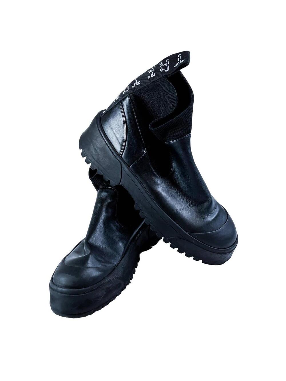 Zara TRF Size US 9 (EU 40) Rugged Chunky Sole Leather Boots - Black